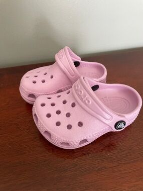 CROCS Kids' Classic Clog in Light Pink